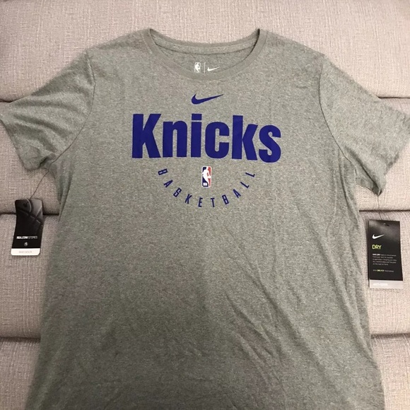 knicks t shirt womens